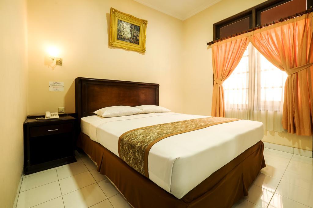 Malioboro Inn Hotel Yogyakarta Exterior foto